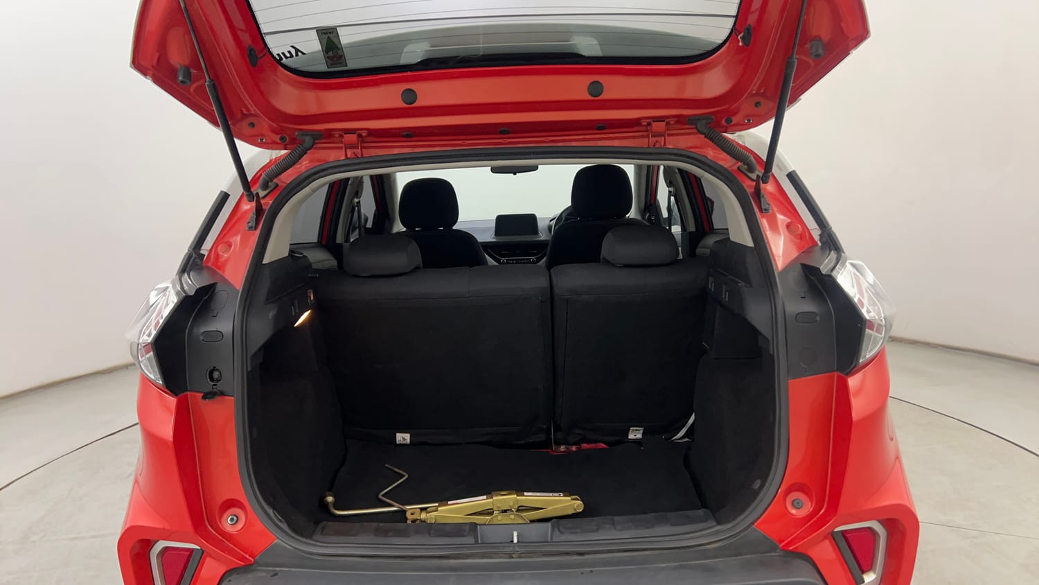 Used 2020 Tata Nexon XZA Plus (O) Dual Tone Petrol Automatic interior DICKY INSIDE VIEW