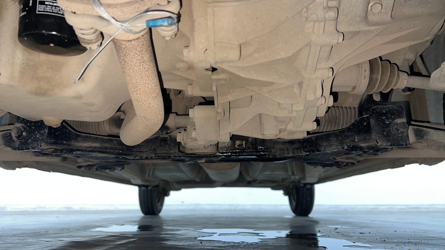 Used 2023 Maruti Suzuki Alto K10 VXi AGS Petrol Automatic extra FRONT LEFT UNDERBODY VIEW