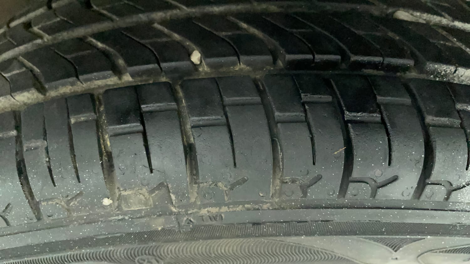 Used 2017 Maruti Suzuki Wagon R LXI Petrol Manual tyres LEFT REAR TYRE TREAD VIEW