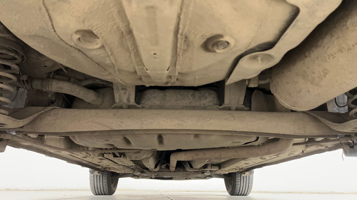 Used 2021 Hyundai Venue SX 1.5 CRDi Diesel Manual extra REAR UNDERBODY VIEW (TAKEN FROM REAR)