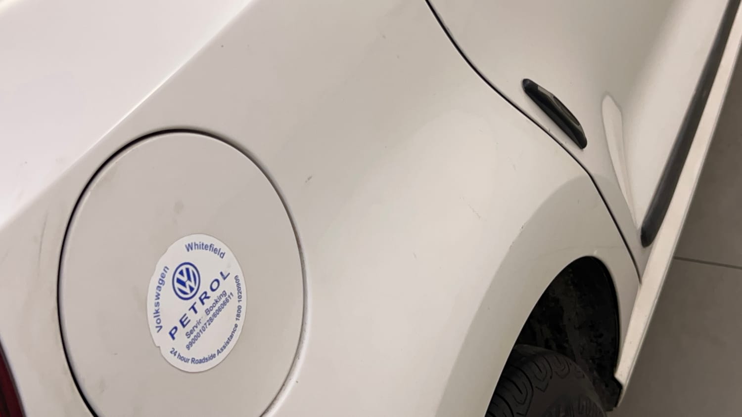 Used 2015 Volkswagen Polo Comfortline 1.2L (P) Petrol Manual dents MINOR SCRATCH