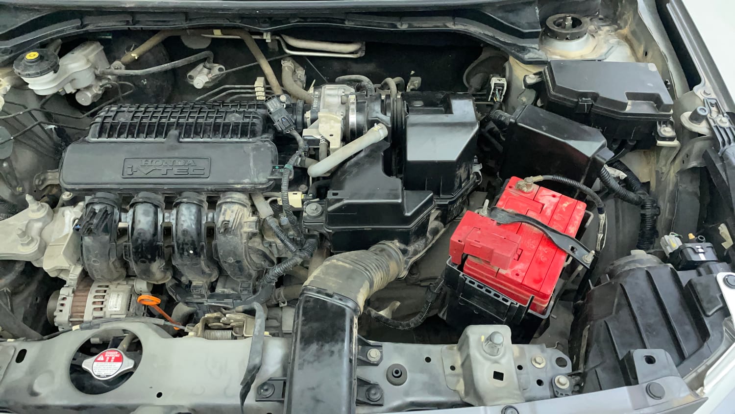 Used 2019 Honda Amaze 1.2 S MT Petrol Petrol Manual engine ENGINE LEFT SIDE VIEW