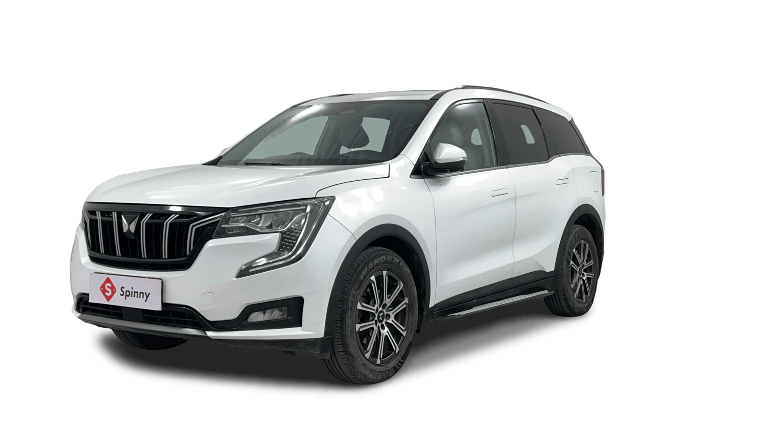 Used 2024 Mahindra XUV700 AX7 Luxury Pack Diesel AT 7 STR Diesel Automatic Image