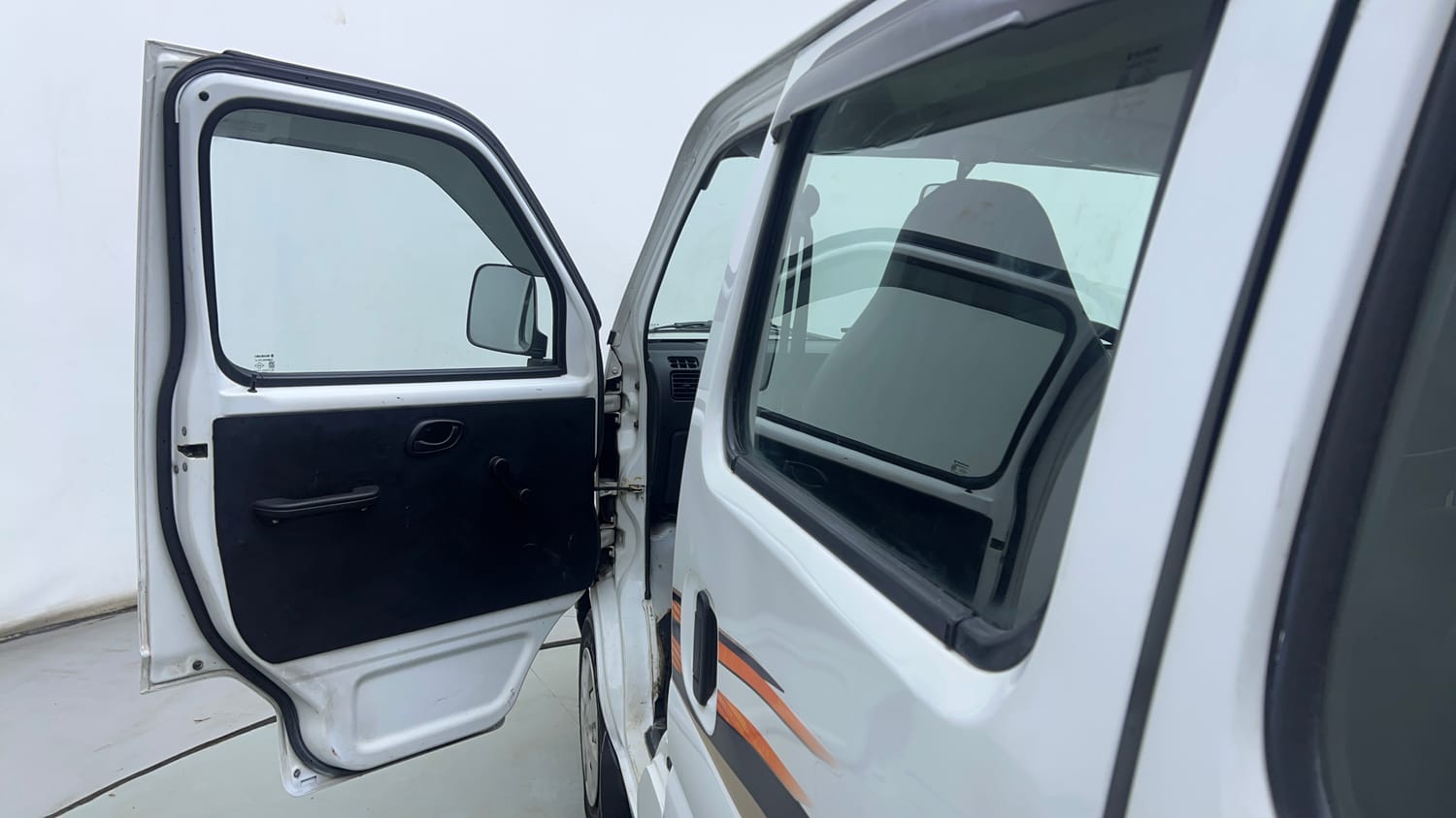 Used 2019 Maruti Suzuki Eeco 5 STR WITH A/C+HTR Petrol Manual interior LEFT FRONT DOOR OPEN VIEW