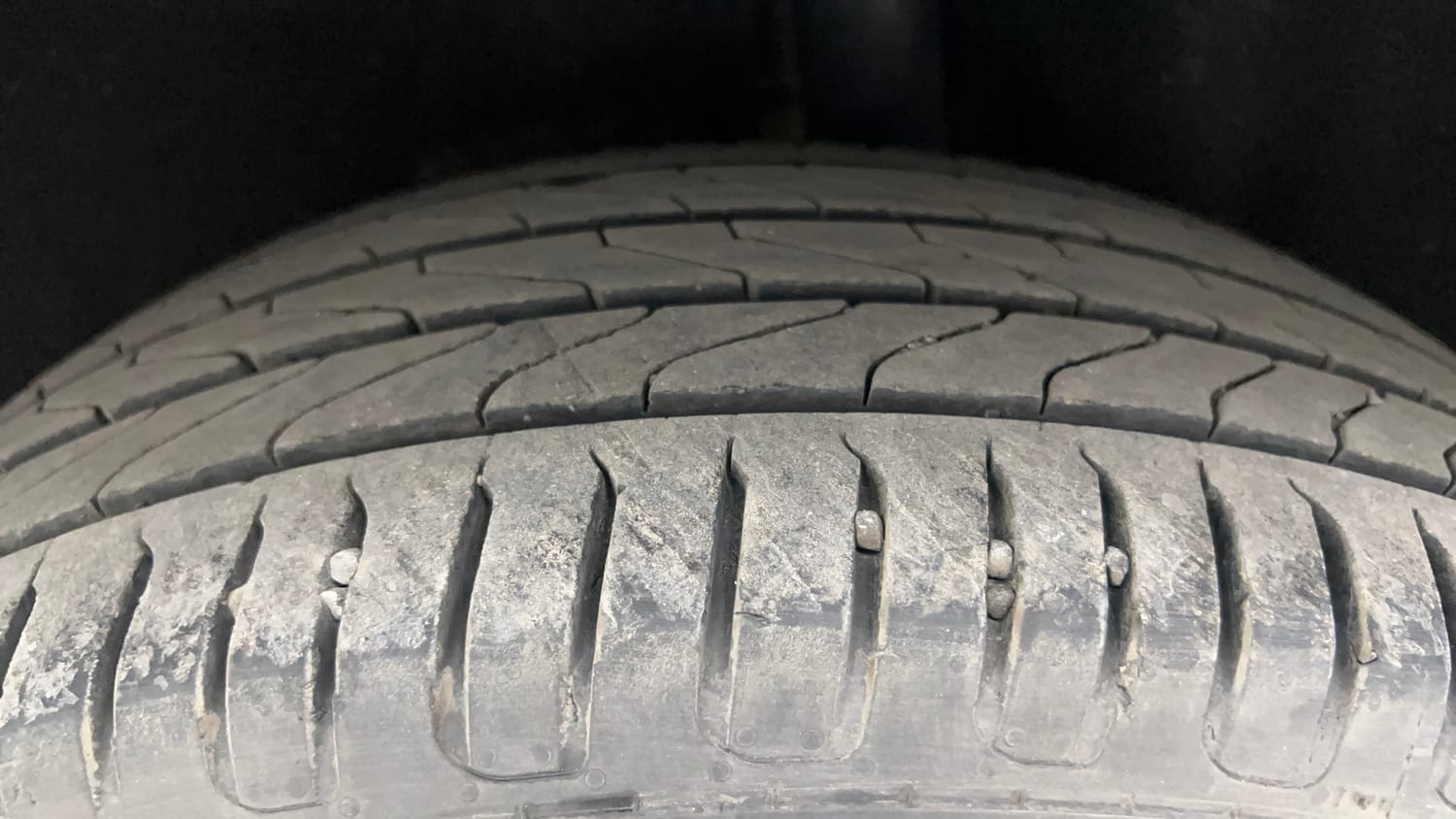 Used 2018 Ford EcoSport Titanium 1.5L TDCi Diesel Manual tyres LEFT REAR TYRE TREAD VIEW