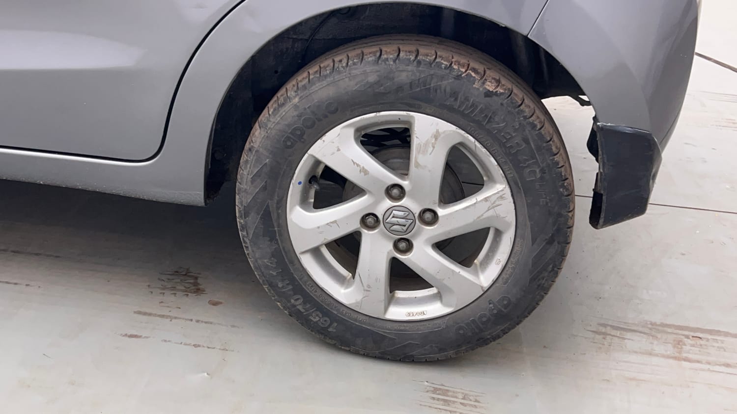 Used 2017 Maruti Suzuki Celerio ZXi Opt Petrol Manual tyres LEFT REAR TYRE RIM VIEW