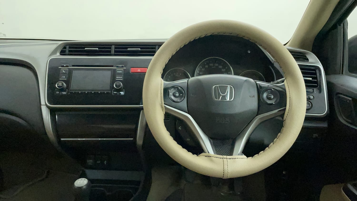 Used 2015 Honda City V Petrol Manual interior STEERING VIEW
