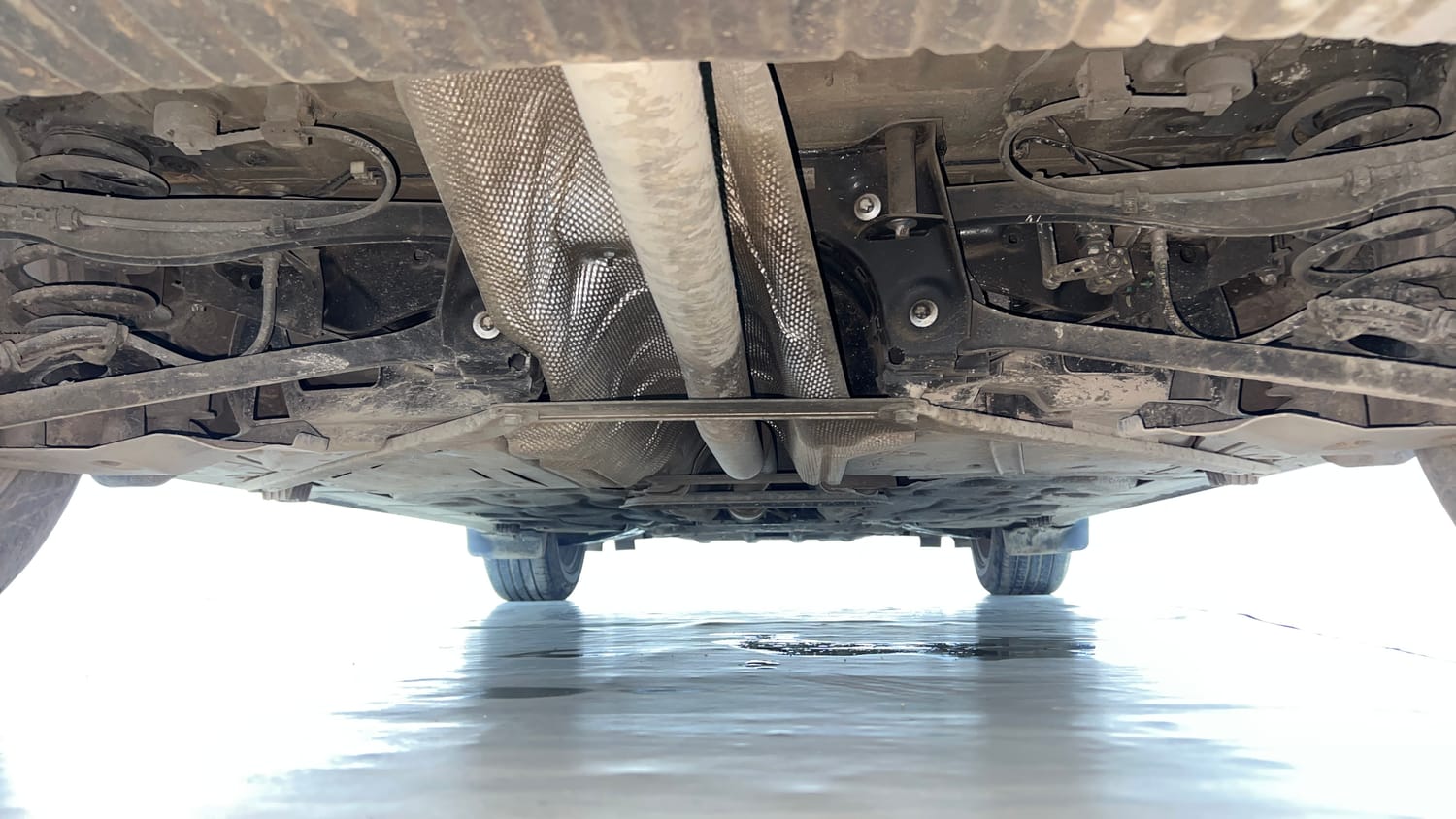 Used 2018 BMW X1 sDrive20d Expedition Diesel Automatic extra REAR UNDERBODY VIEW (TAKEN FROM REAR)