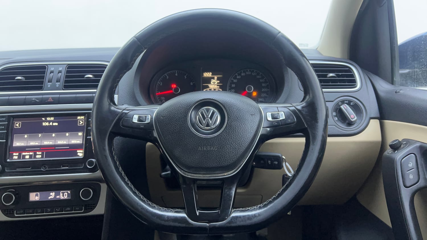 Used 2017 Volkswagen Polo Highline1.2L (P) Petrol Manual interior STEERING VIEW