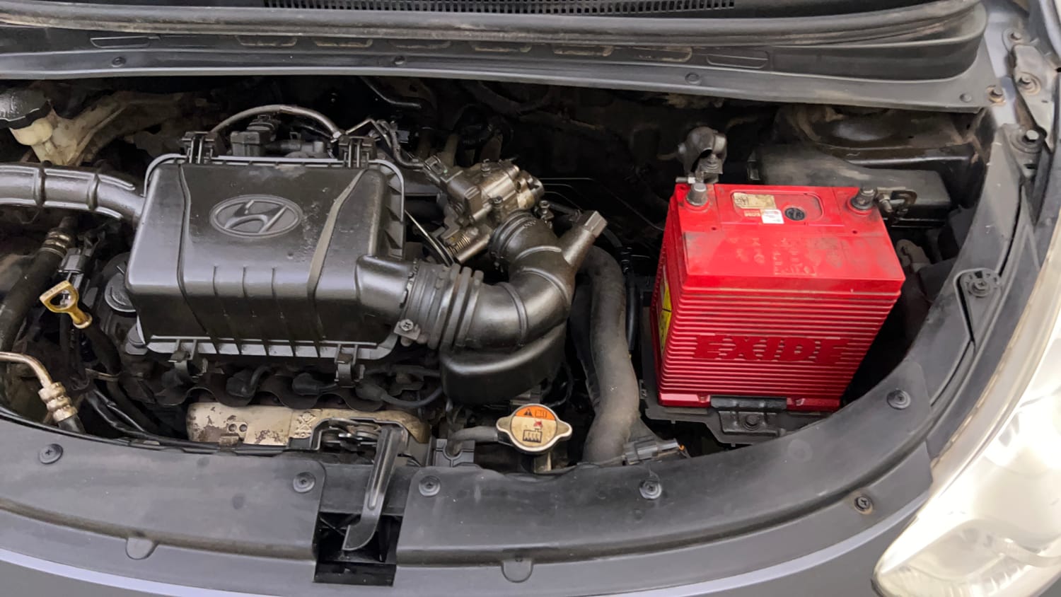 Used 2014 Hyundai i10 Sportz 1.1 iRDE2 Petrol Manual engine ENGINE LEFT SIDE VIEW