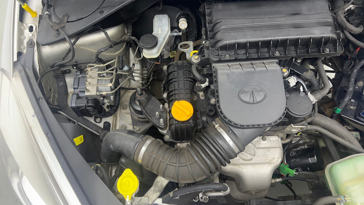 Used 2019 Tata Tiago Revotron XE Petrol Manual engine ENGINE RIGHT SIDE VIEW