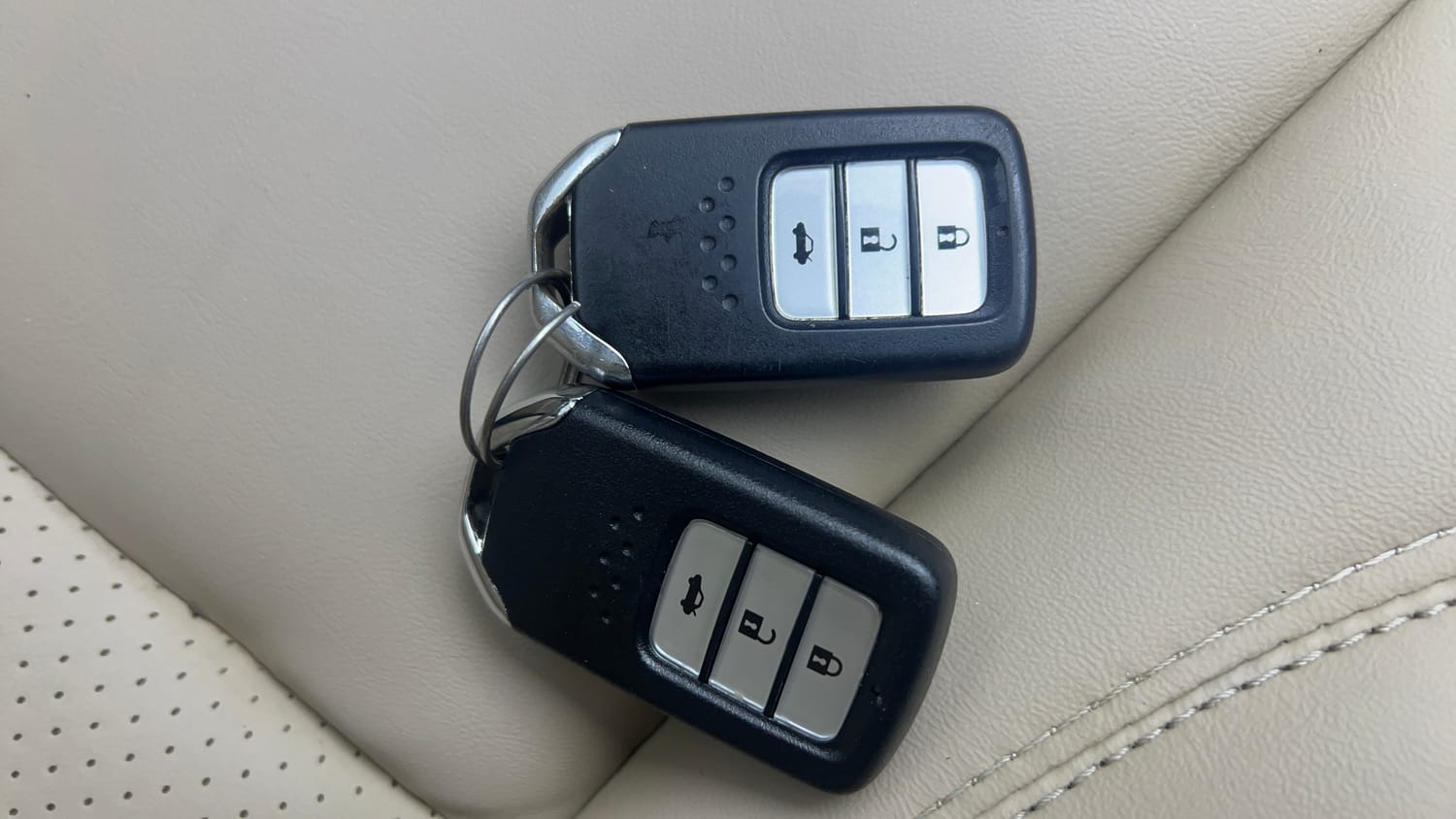 Used 2023 Honda City 4th Generation V Petrol Petrol Manual extra CAR KEY VIEW