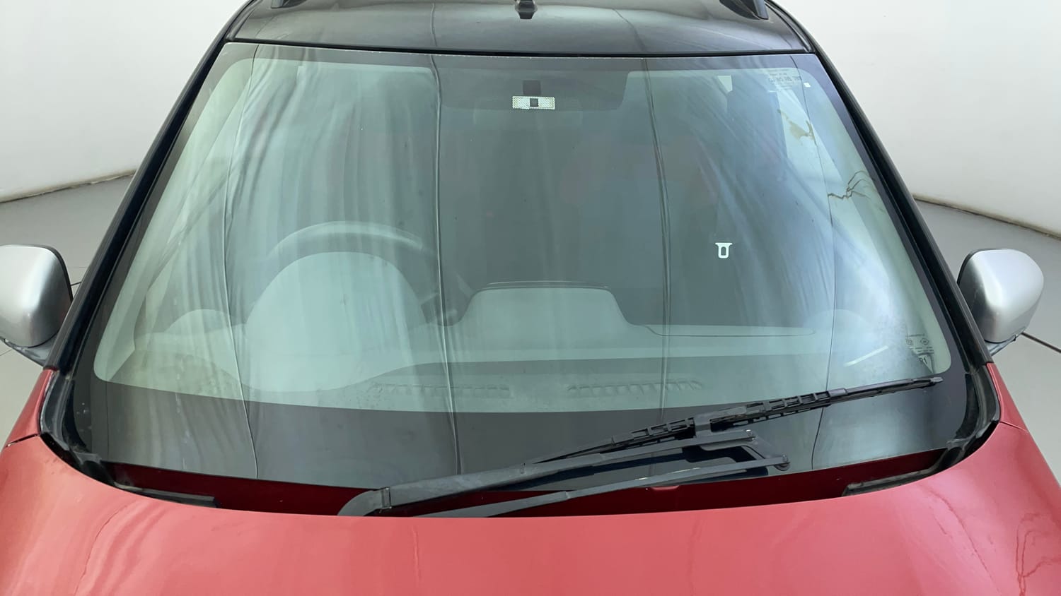 Used 2017 Renault Kwid 1.0 RXT AMT Opt Petrol Automatic exterior FRONT WINDSHIELD VIEW