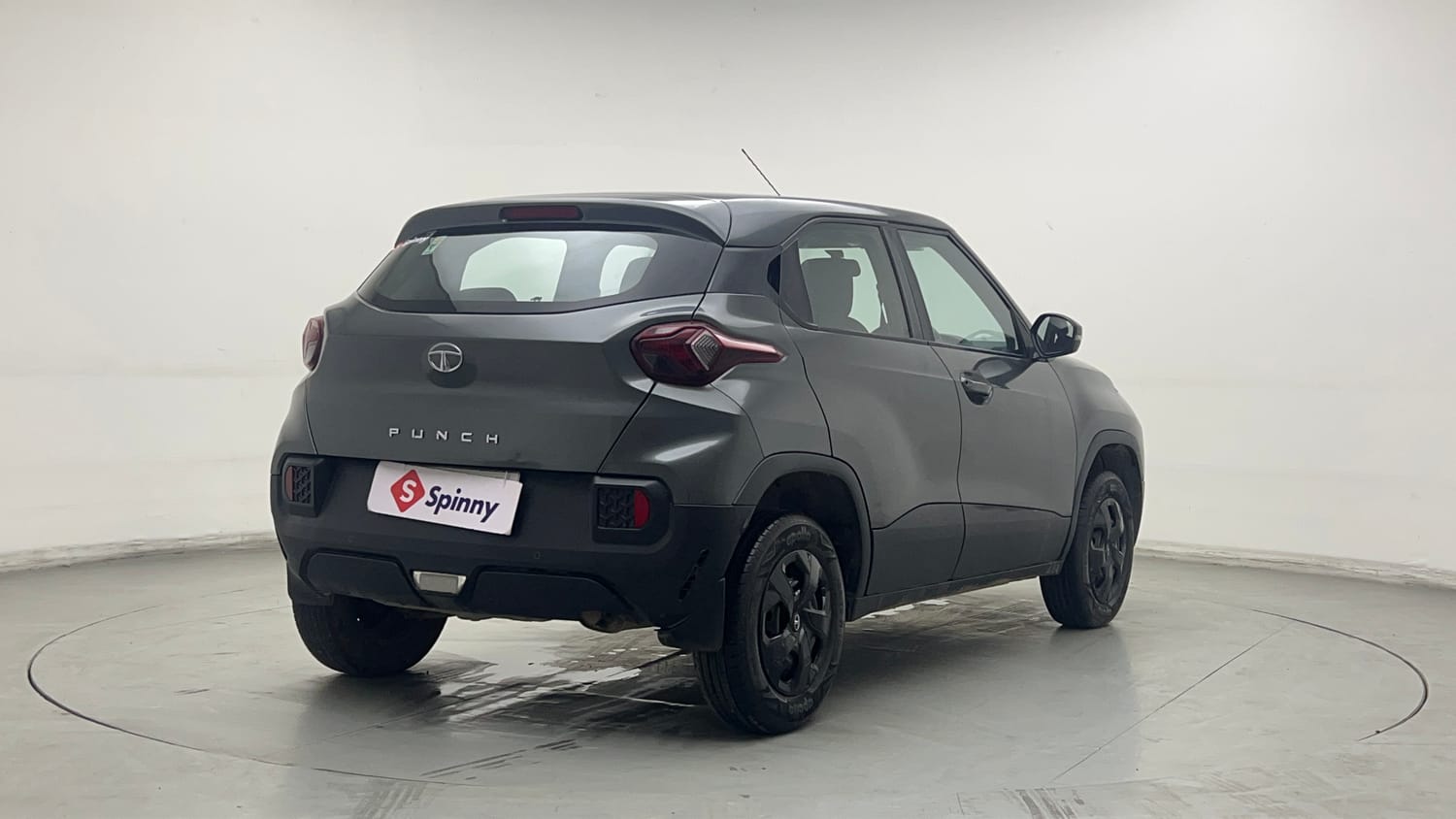 Used 2022 Tata Punch Adventure MT Petrol Manual exterior RIGHT REAR CORNER VIEW