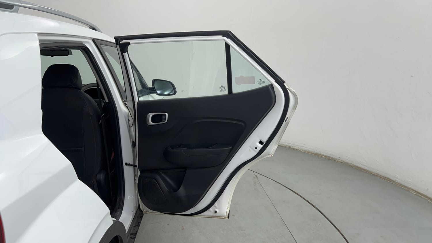 Used 2021 Hyundai Venue SX 1.5 CRDi Diesel Manual interior RIGHT REAR DOOR OPEN VIEW