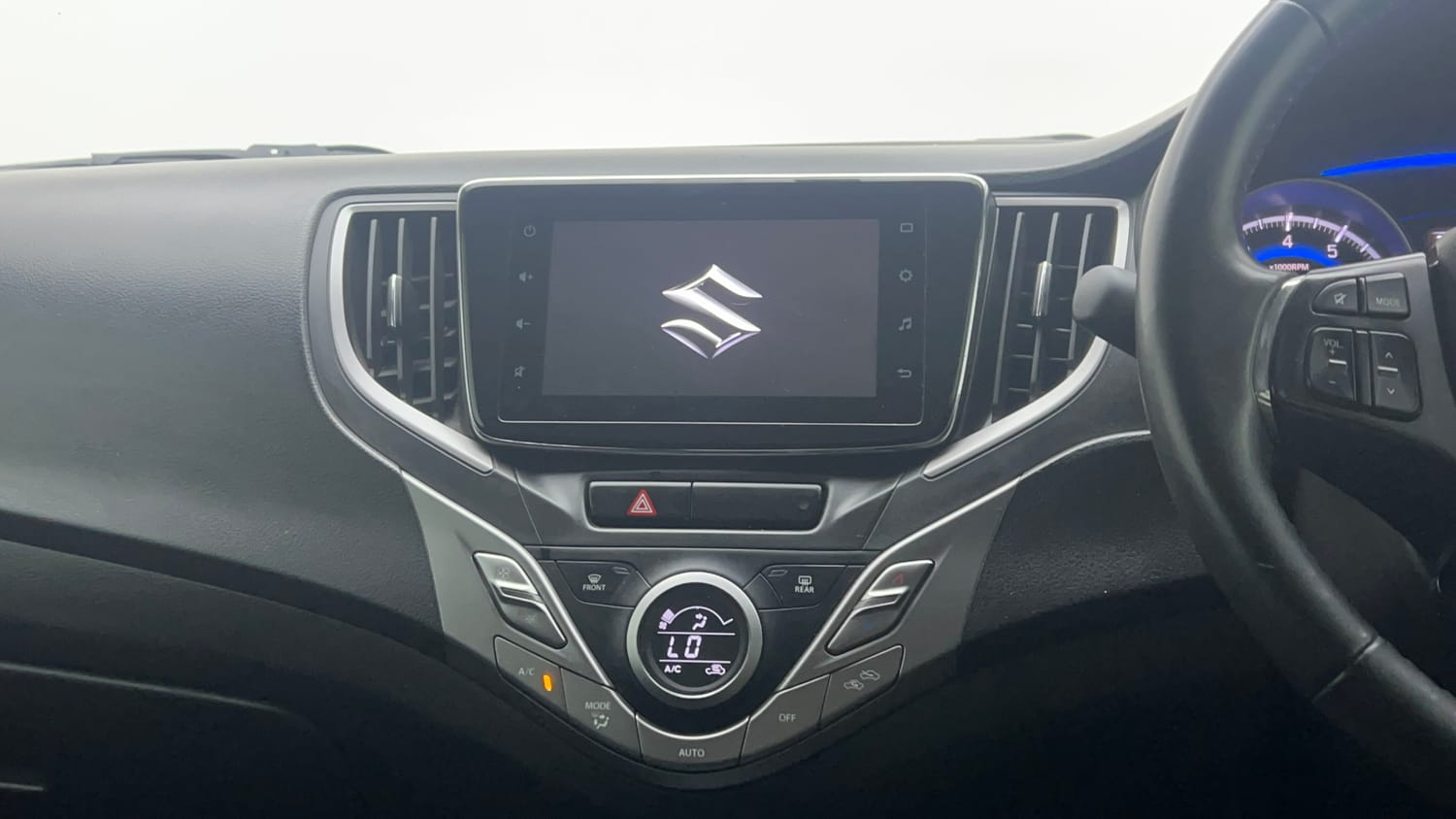 Used 2021 Maruti Suzuki Baleno Alpha Petrol Manual interior MUSIC SYSTEM & AC CONTROL VIEW