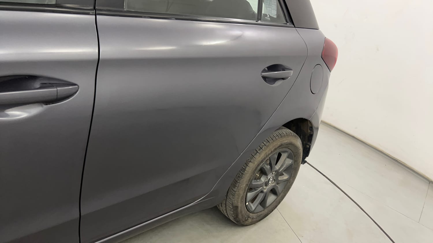Used 2019 Hyundai Elite i20 Sportz Plus 1.2 Petrol Manual dents MINOR DENT