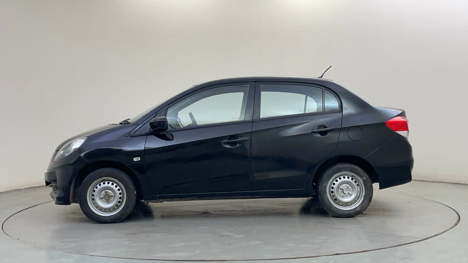 Used 2014 Honda Amaze 1.2 EX i-VTEC Petrol Manual exterior LEFT SIDE VIEW