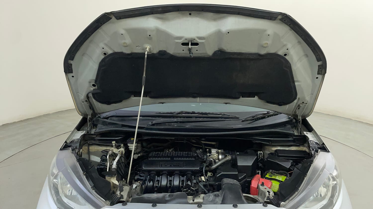 Used 2017 Honda WR-V S MT Petrol Petrol Manual engine ENGINE & BONNET OPEN FRONT VIEW