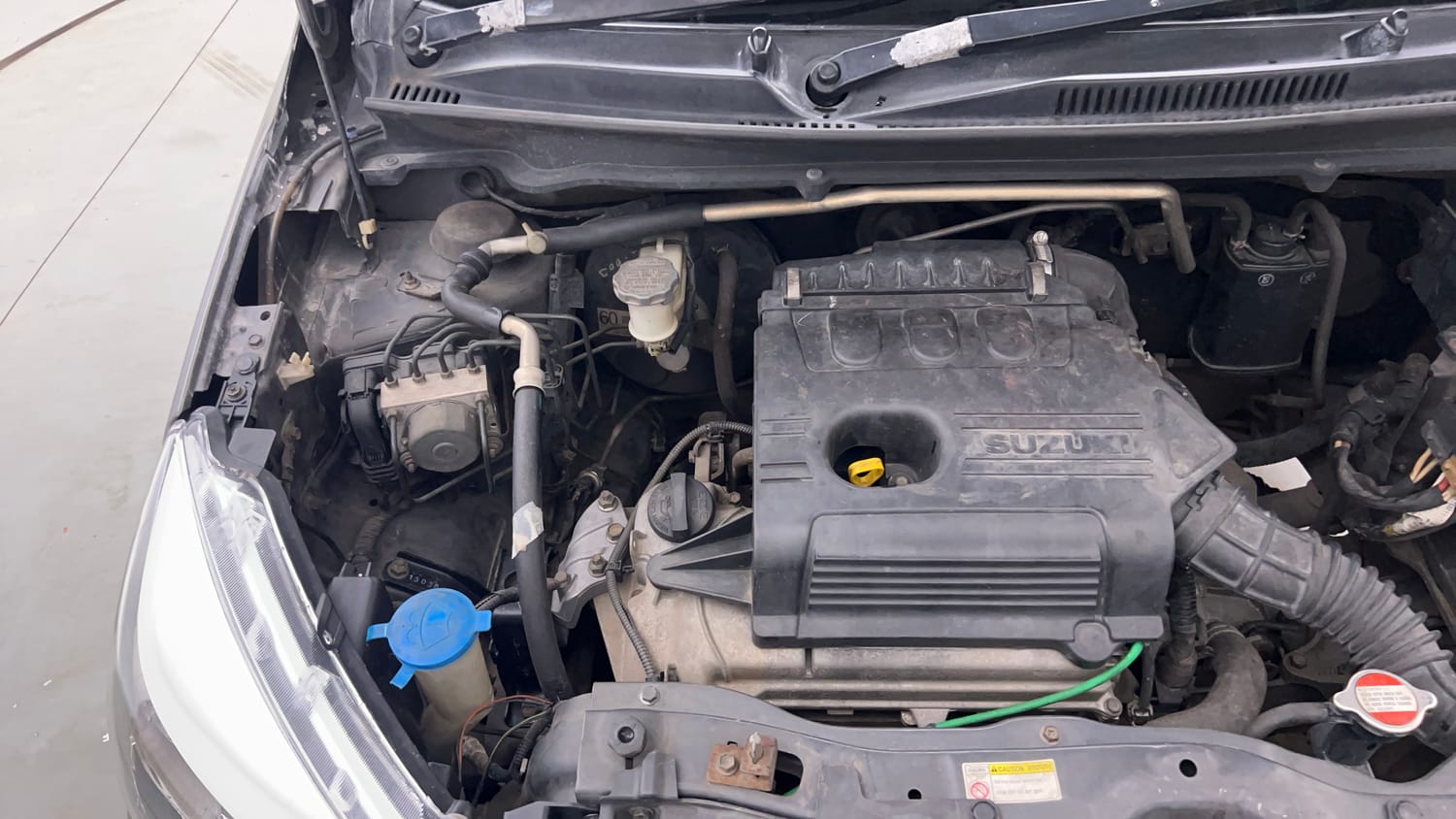 Used 2017 Maruti Suzuki Celerio ZXi Opt Petrol Manual engine ENGINE RIGHT SIDE VIEW