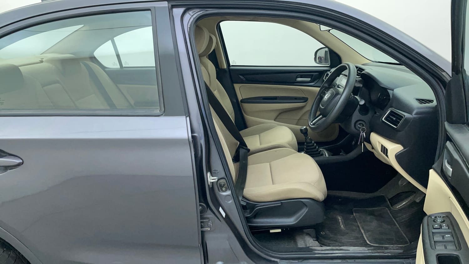 Used 2019 Honda Amaze 1.2 S MT Petrol Petrol Manual interior RIGHT SIDE FRONT DOOR CABIN VIEW