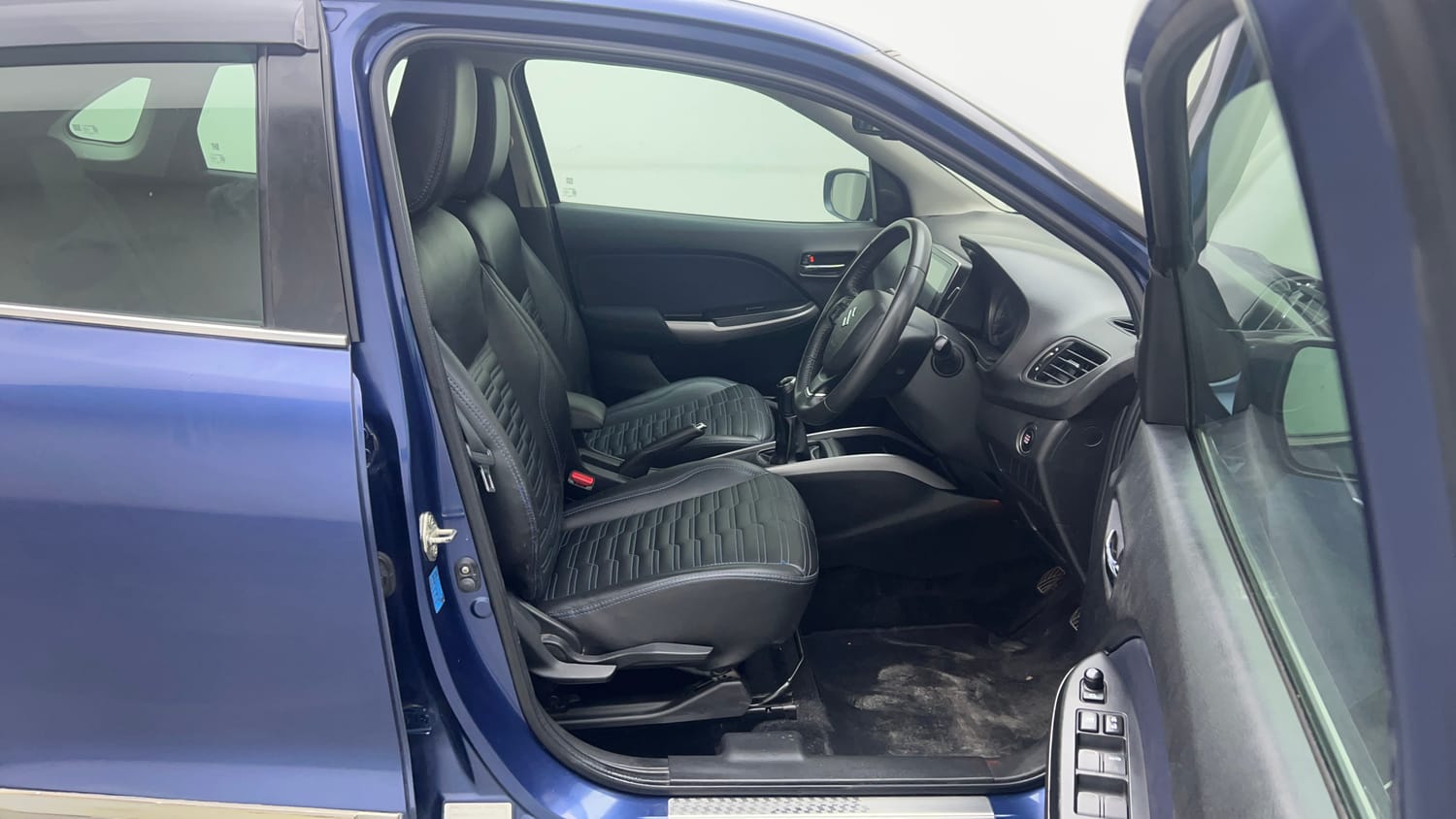 Used 2021 Maruti Suzuki Baleno Alpha Petrol Manual interior RIGHT SIDE FRONT DOOR CABIN VIEW
