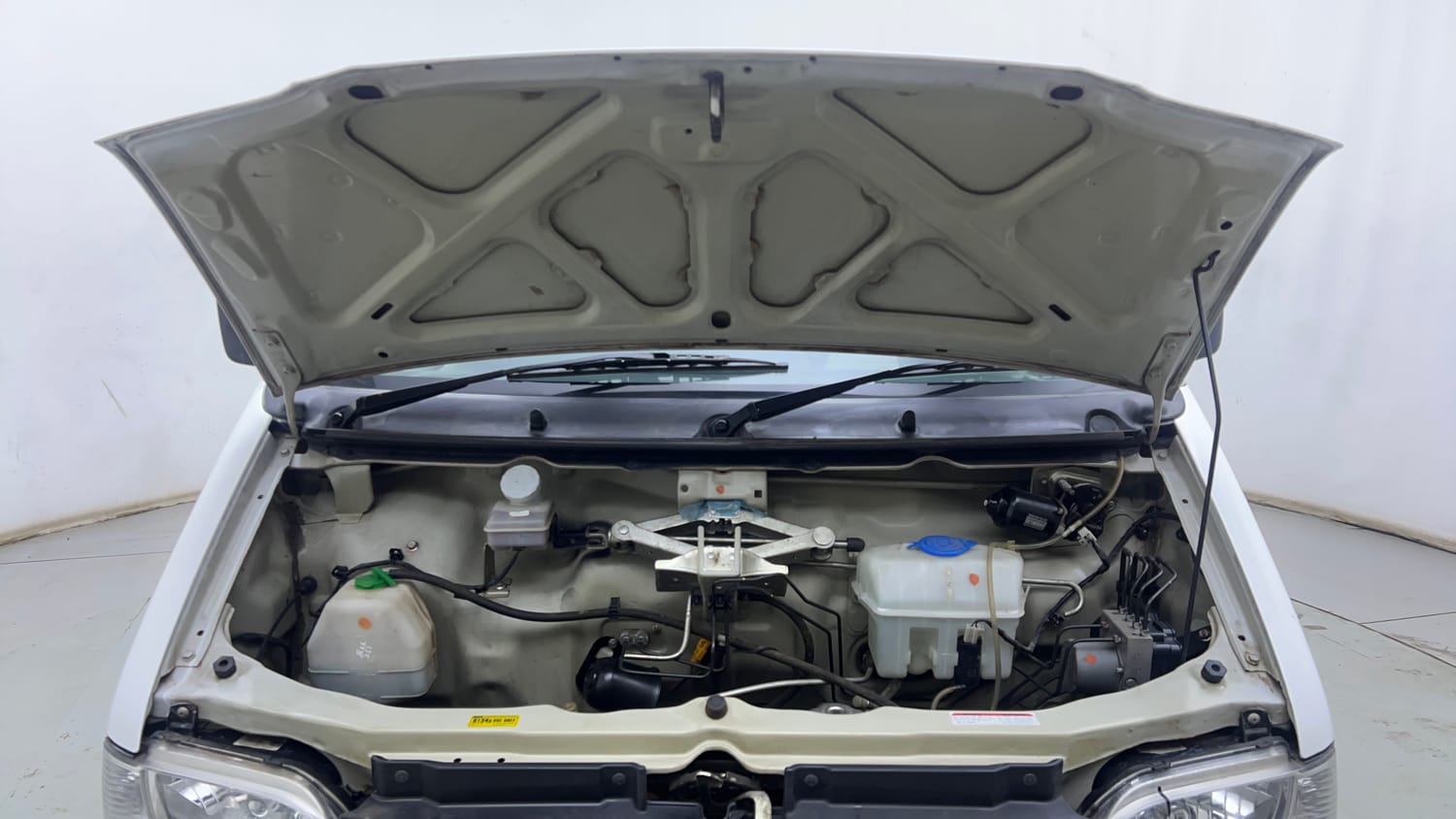 Used 2019 Maruti Suzuki Eeco 5 STR WITH A/C+HTR Petrol Manual engine ENGINE & BONNET OPEN FRONT VIEW