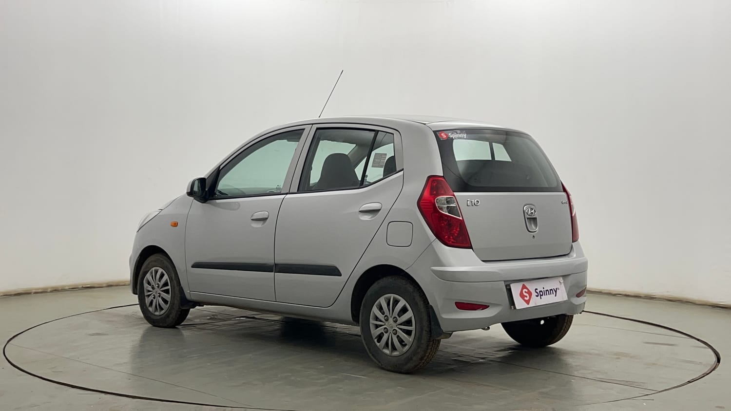 Used 2016 Hyundai i10 Sportz 1.1 iRDE2 Petrol Manual exterior LEFT REAR CORNER VIEW