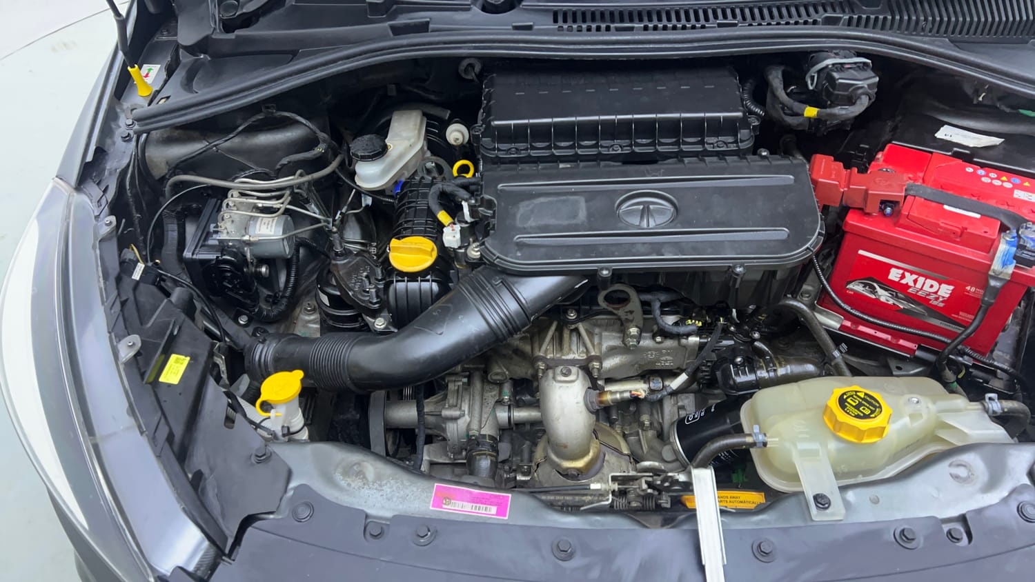 Used 2024 Tata Tiago XZ Plus Petrol Manual engine ENGINE RIGHT SIDE VIEW