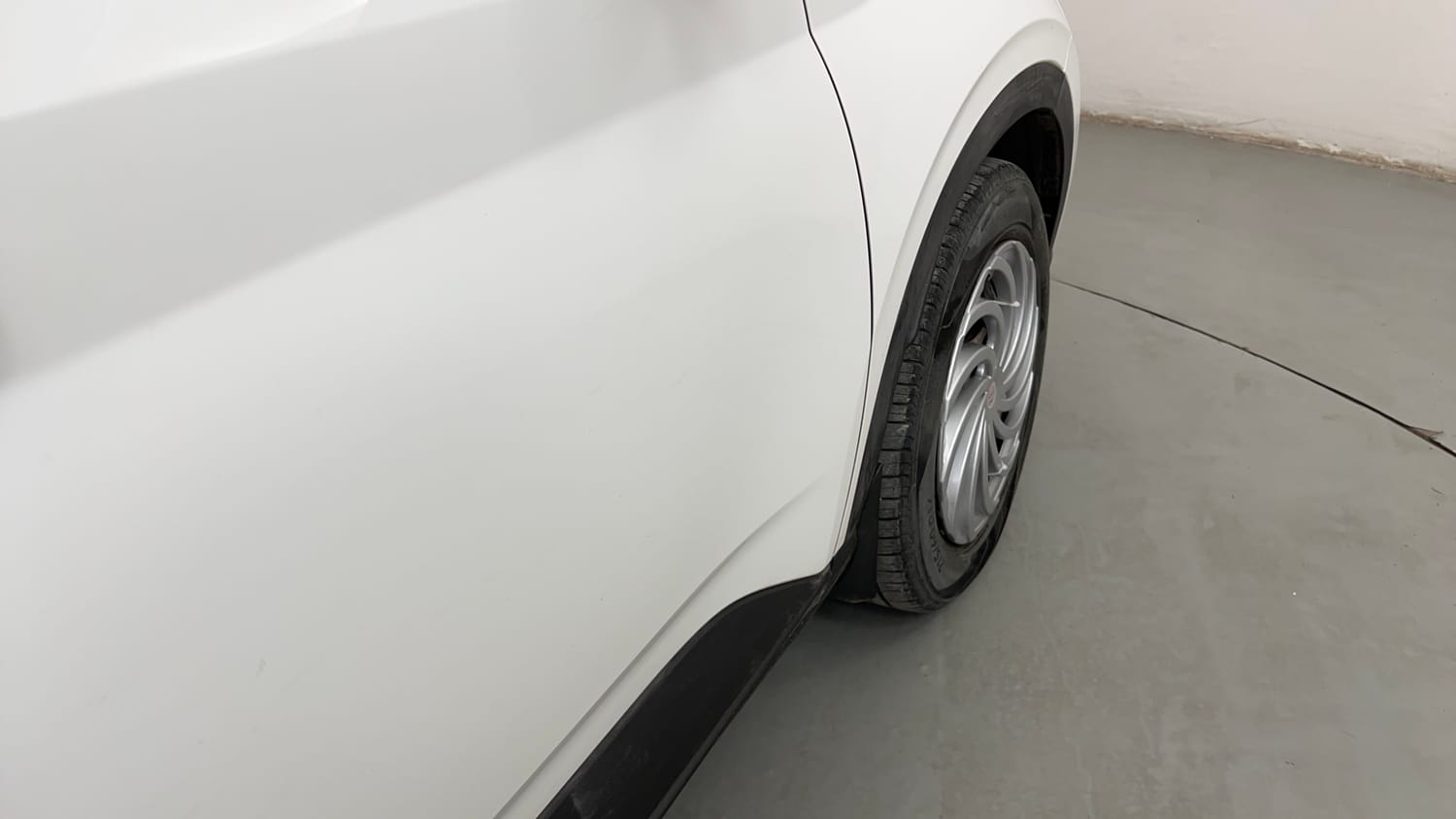 Used 2021 Hyundai Venue SX 1.5 CRDi Diesel Manual dents MINOR SCRATCH