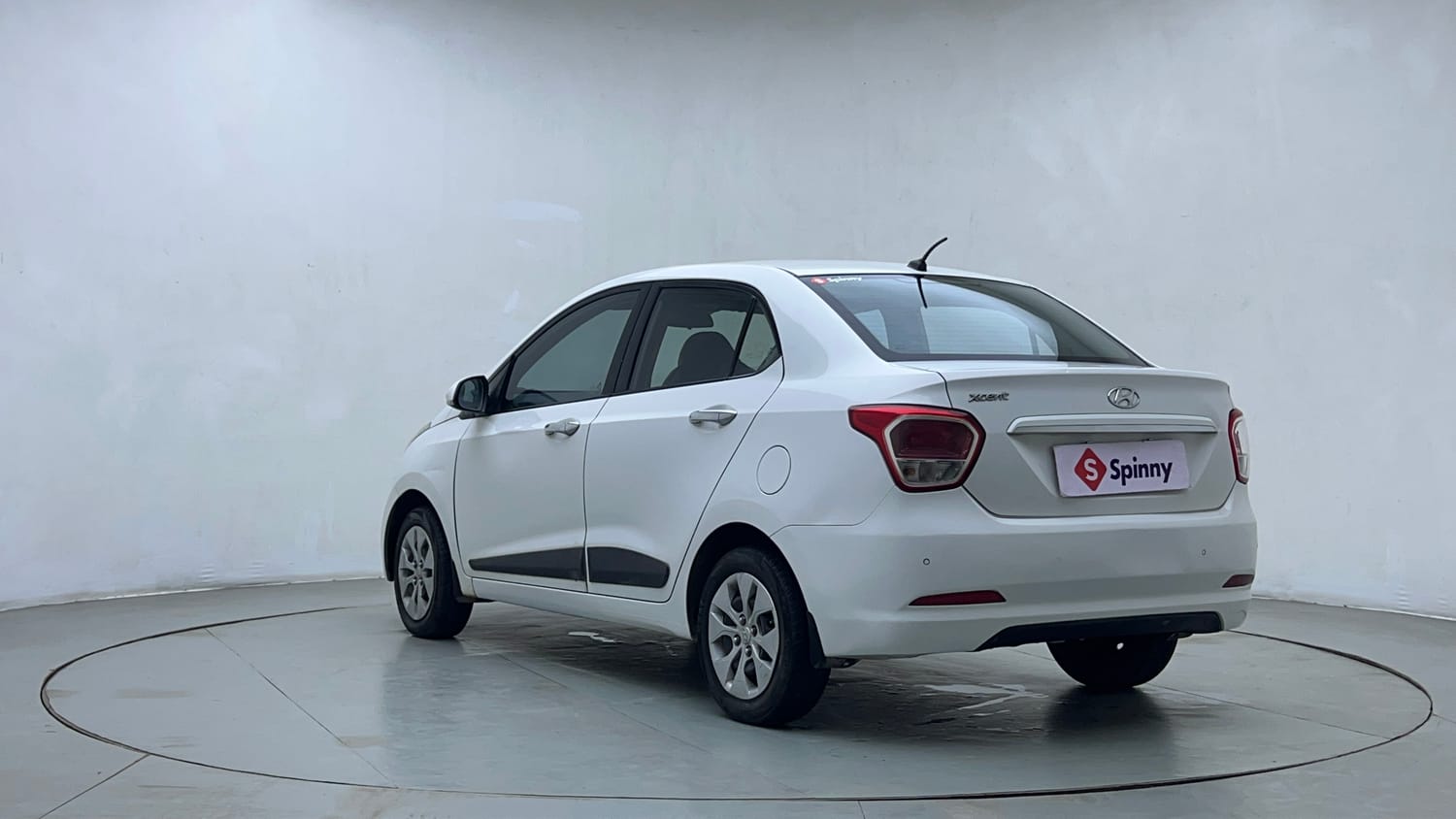 Used 2014 Hyundai Xcent S 1.2 Petrol Manual exterior LEFT REAR CORNER VIEW