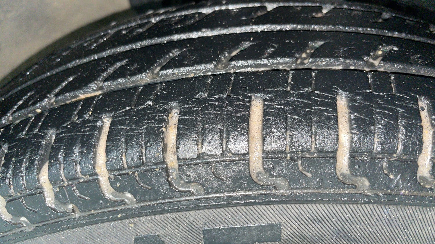 Used 2018 Renault Kwid 1.0 RXT Petrol Manual tyres RIGHT FRONT TYRE TREAD VIEW