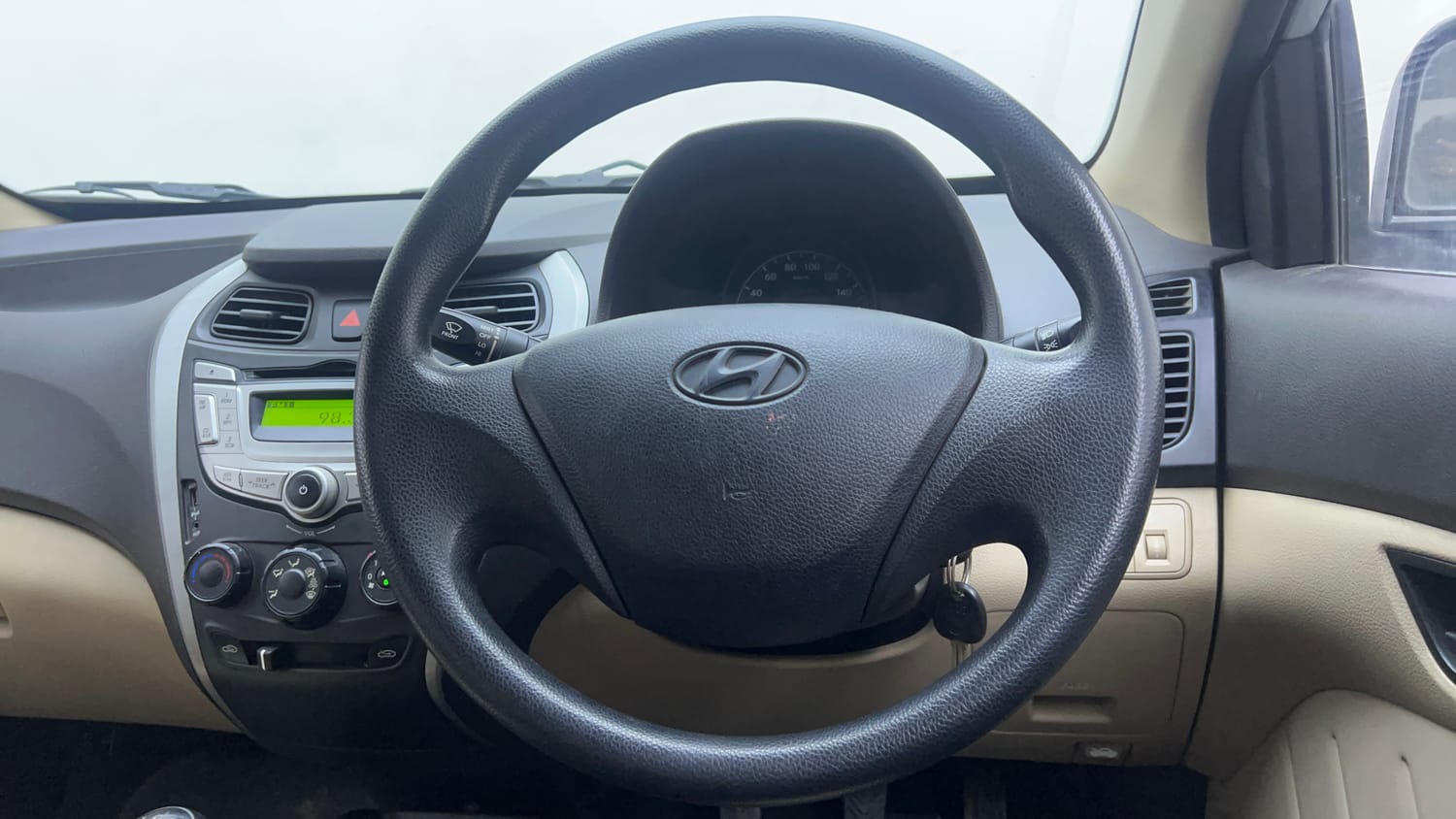 Used 2015 Hyundai Eon D-Lite + Petrol Manual interior STEERING VIEW
