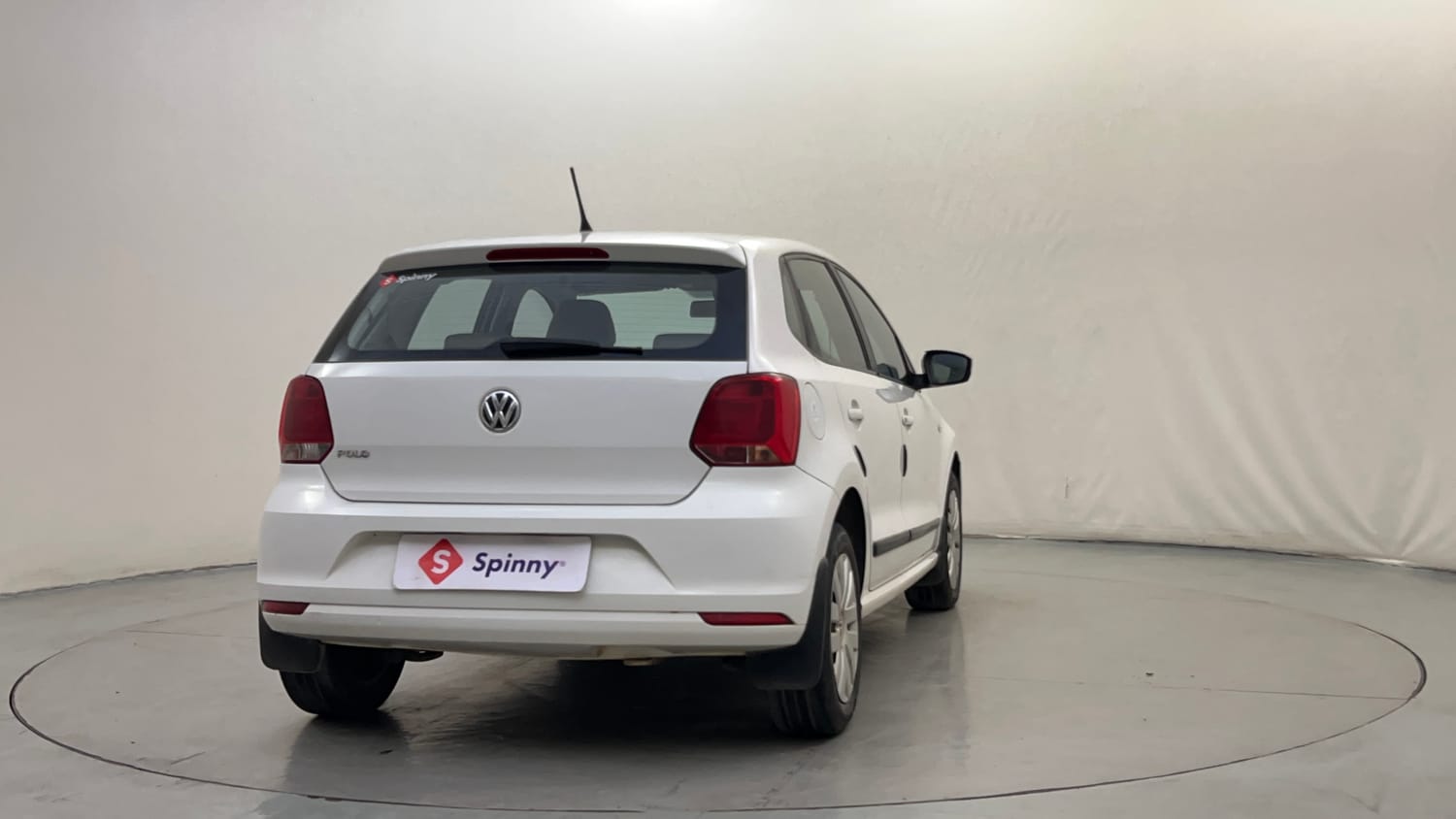Used 2015 Volkswagen Polo Comfortline 1.2L (P) Petrol Manual exterior RIGHT REAR CORNER VIEW