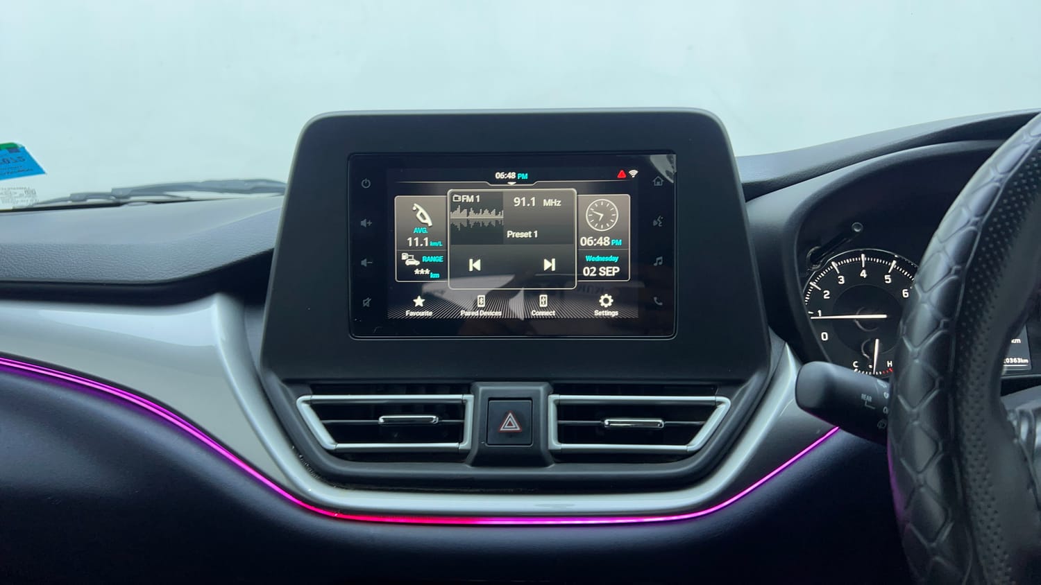 Used 2024 Maruti Suzuki Baleno Zeta AGS Petrol Automatic top_features Touch screen infotainment system