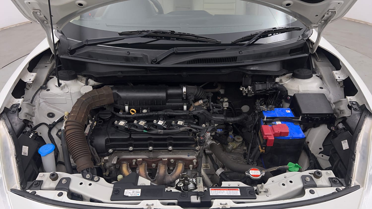 Used 2018 Maruti Suzuki Dzire ZXi Petrol Manual engine ENGINE & BONNET OPEN FRONT VIEW