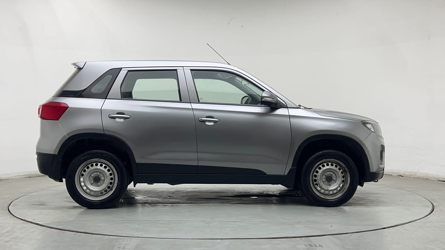 Used 2021 maruti-suzuki Vitara Brezza LXi Petrol Manual exterior RIGHT SIDE VIEW