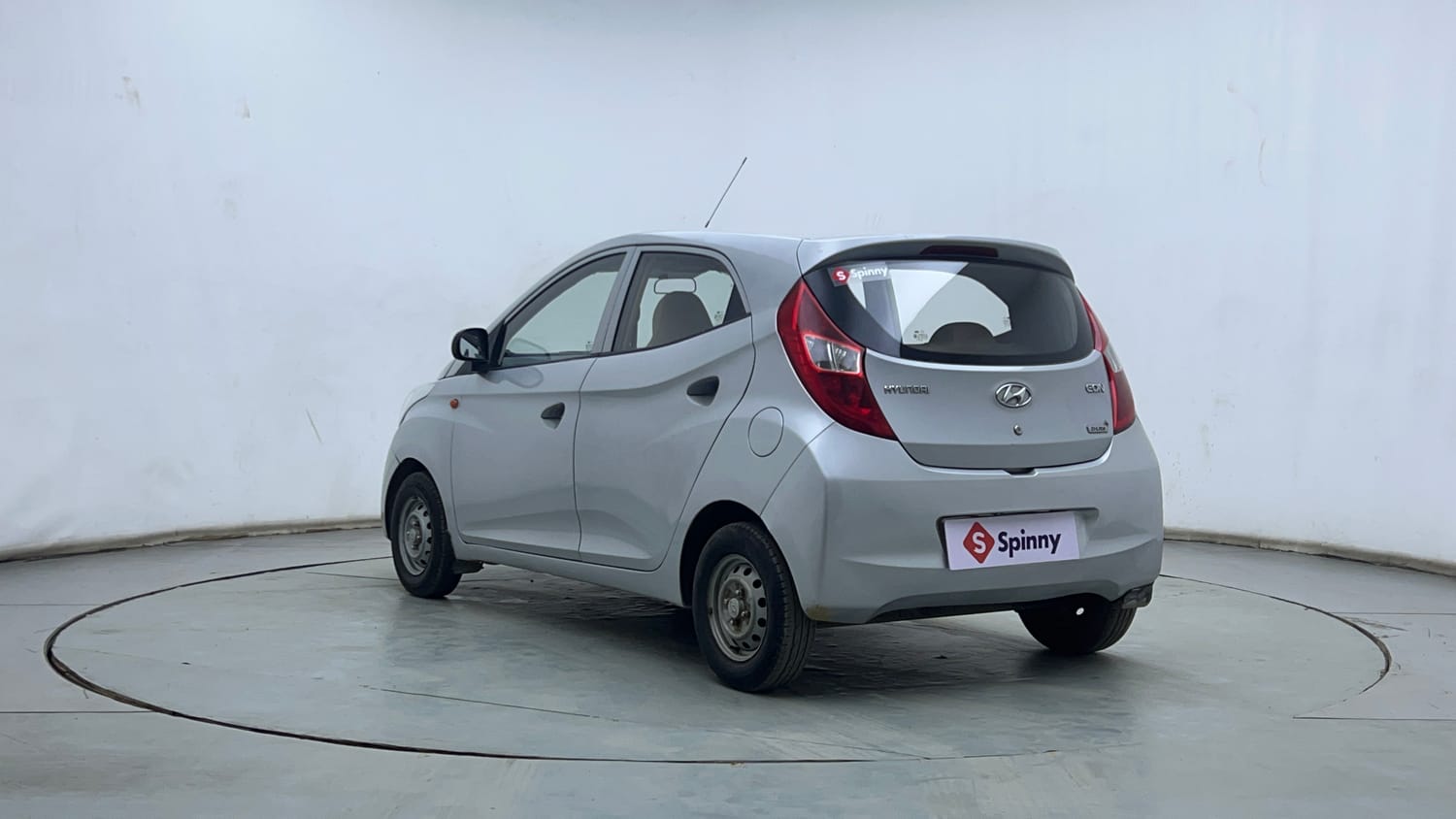 Used 2015 Hyundai Eon D-Lite + Petrol Manual exterior LEFT REAR CORNER VIEW