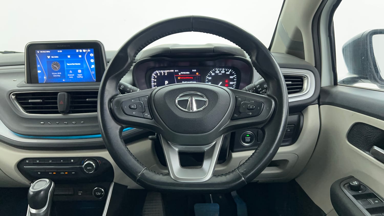 Used 2024 Tata Altroz XZA Plus Petrol Petrol Automatic interior STEERING VIEW