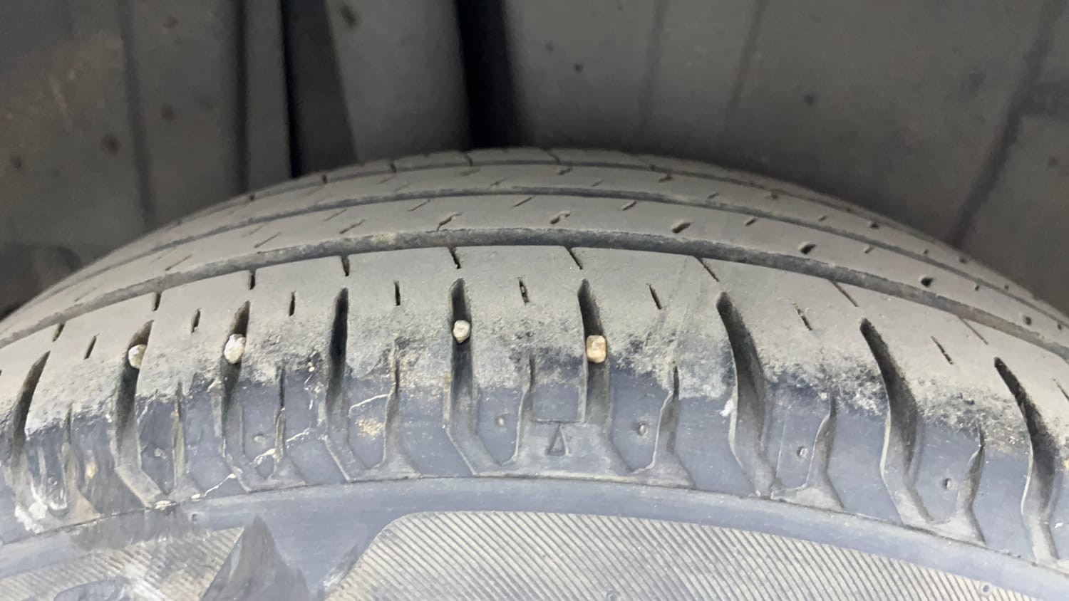 Used 2019 Maruti Suzuki Ertiga VDI SHVS Diesel Manual tyres RIGHT REAR TYRE TREAD VIEW
