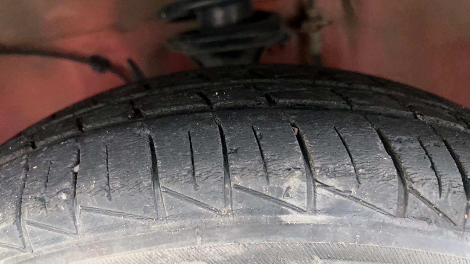 Used 2019 Maruti Suzuki Alto 800 VXi Petrol Manual tyres LEFT FRONT TYRE TREAD VIEW