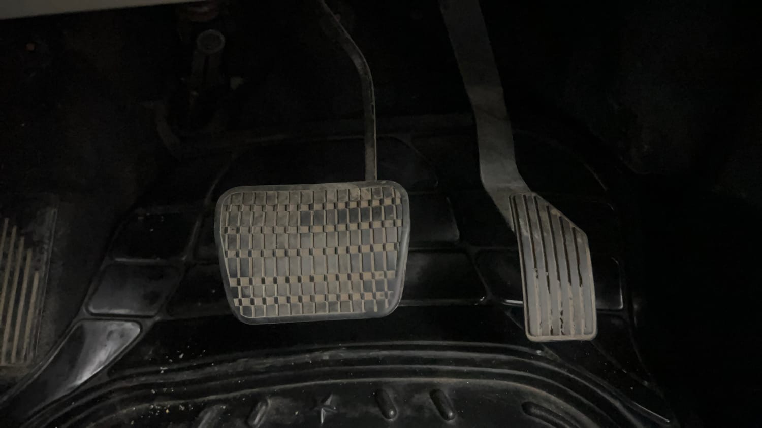 Used 2020 Tata Nexon XZA Plus (O) Dual Tone Petrol Automatic interior PEDALS VIEW