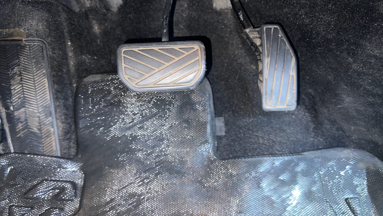 Used 2024 Maruti Suzuki Baleno Zeta AGS Petrol Automatic interior PEDALS VIEW