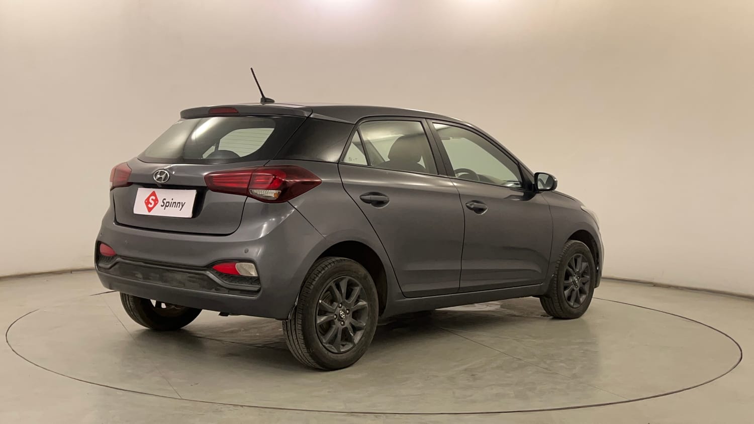 Used 2019 Hyundai Elite i20 Sportz Plus 1.2 Petrol Manual exterior RIGHT REAR CORNER VIEW