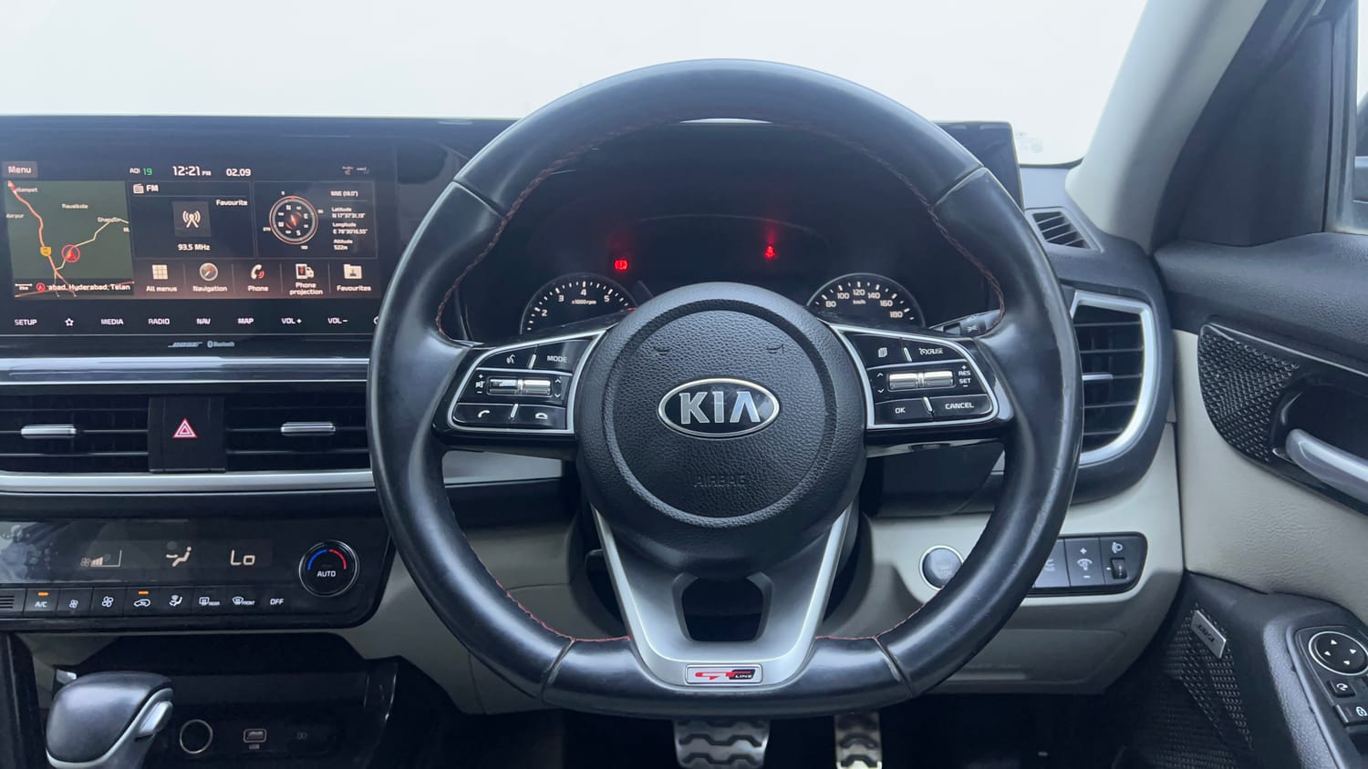 Used 2020 kia Seltos GTX Plus DCT 1.4 Petrol Automatic interior STEERING VIEW