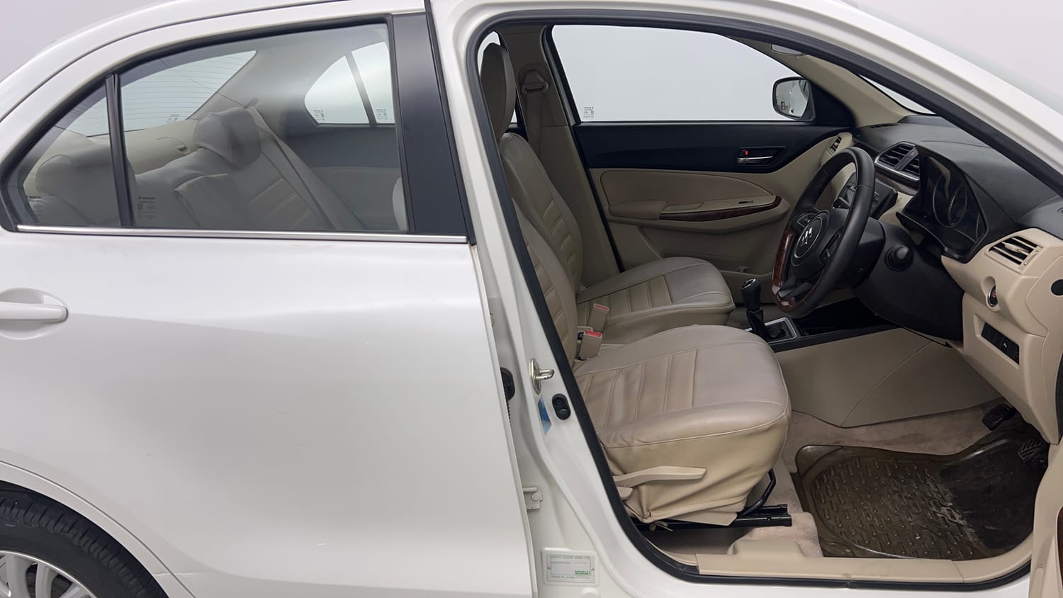 Used 2018 Maruti Suzuki Dzire ZXi Petrol Manual interior RIGHT SIDE FRONT DOOR CABIN VIEW