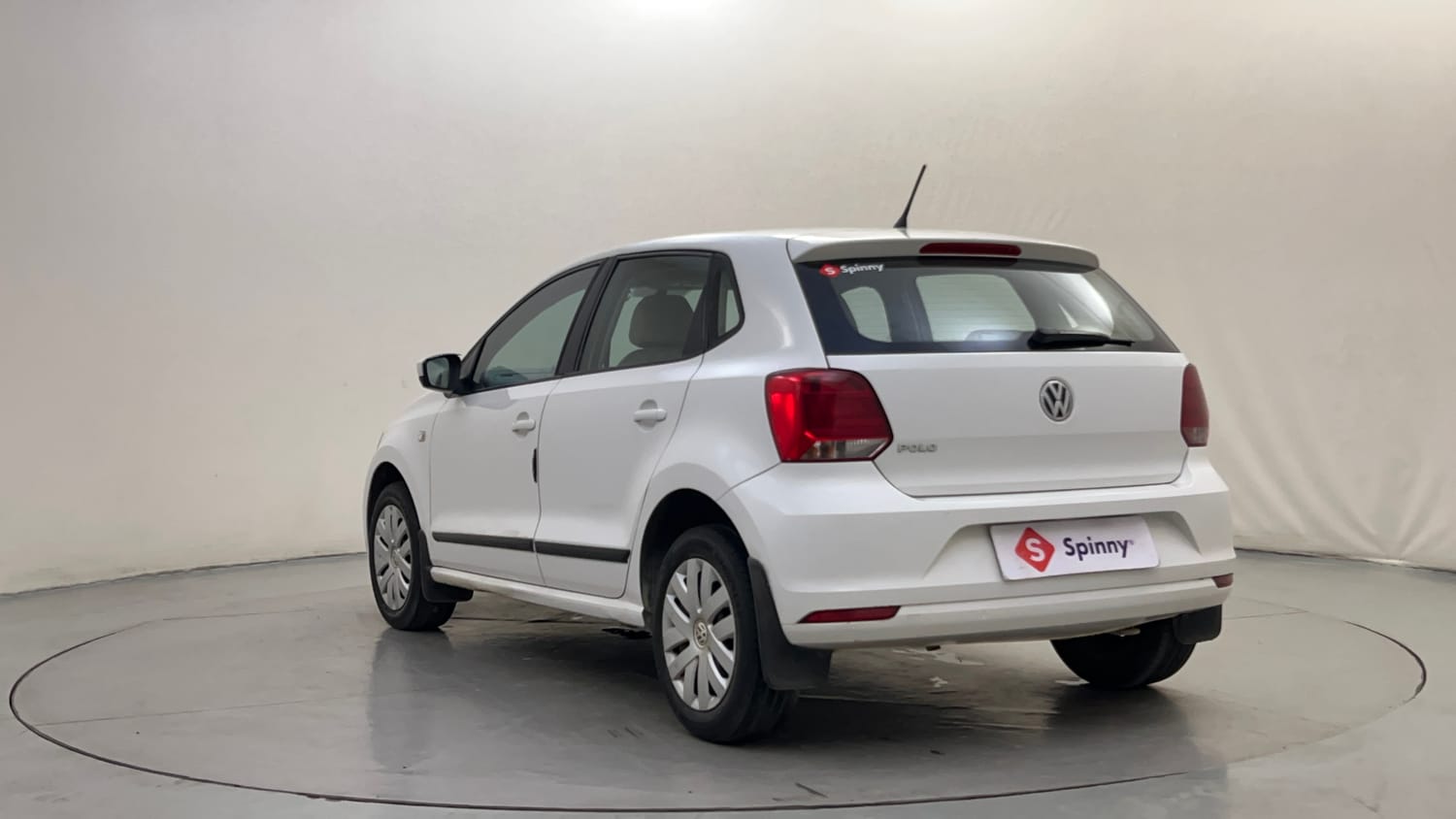 Used 2015 Volkswagen Polo Comfortline 1.2L (P) Petrol Manual exterior LEFT REAR CORNER VIEW