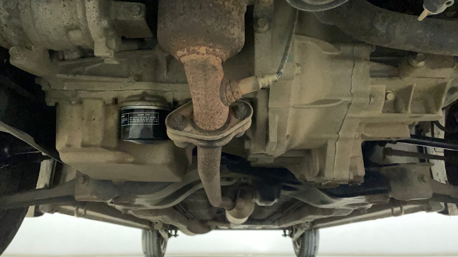 Used 2017 Maruti Suzuki Wagon R LXI Petrol Manual extra FRONT LEFT UNDERBODY VIEW