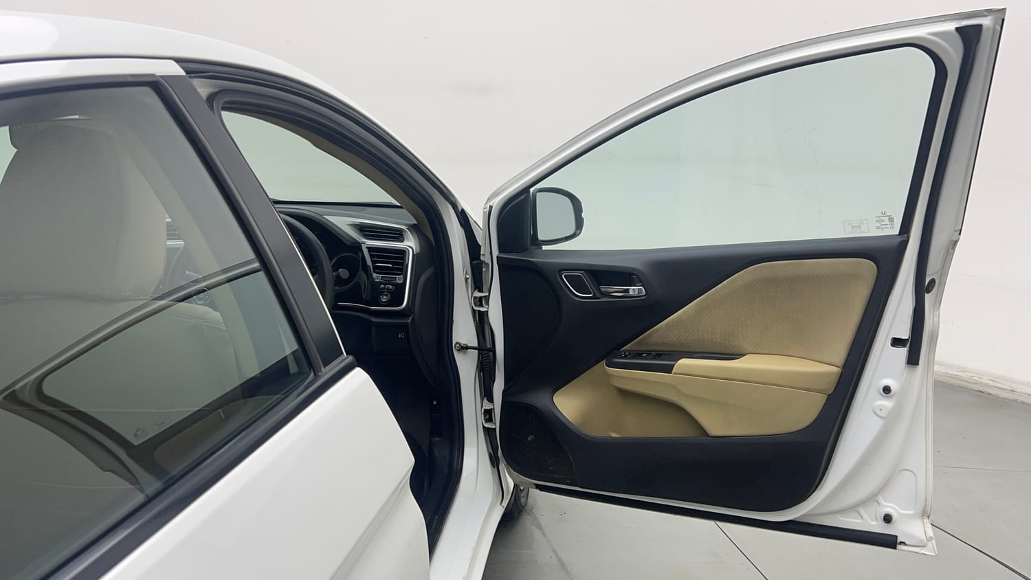 Used 2023 Honda City 4th Generation V Petrol Petrol Manual interior RIGHT FRONT DOOR OPEN VIEW