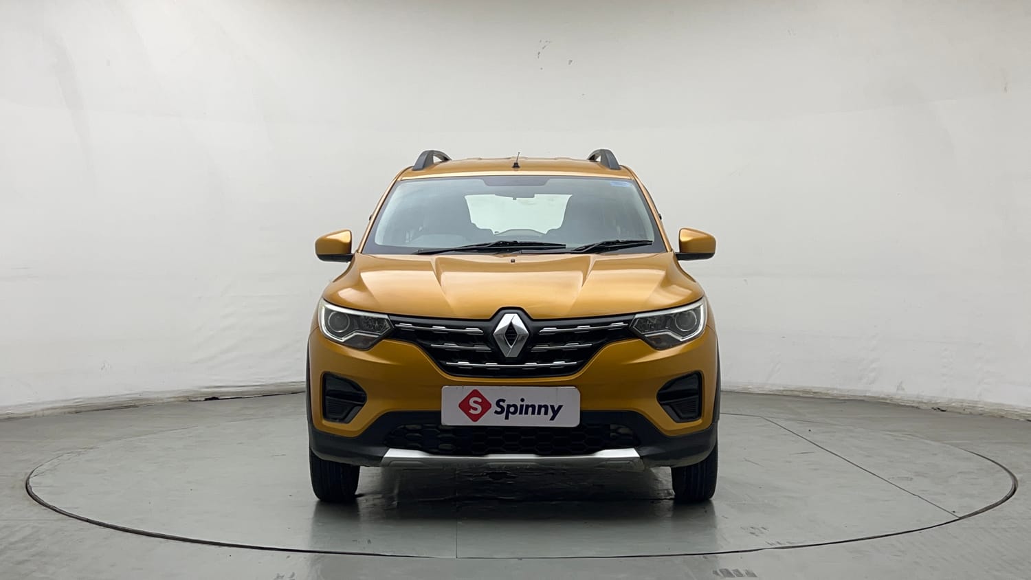 Used 2020 Renault Triber RXT Petrol Manual exterior FRONT VIEW